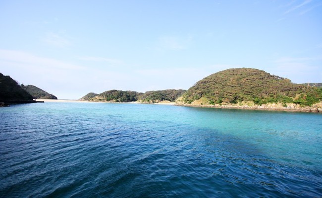 無人島のビーチ！「辰ノ島海水浴場」へ行く方法。辰の島渡船